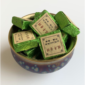 Шен пуэр Выдержанный кубик 2003 год 100 г. Photo 3